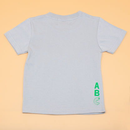 Tシャツ イニシャルC ライトグレー（キッズサイズ）